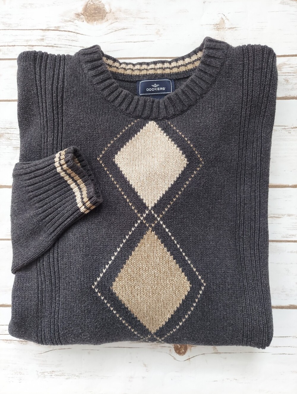 Dockers Men's Retro Dark Gray Crewneck Sweater with Beige Argyle L